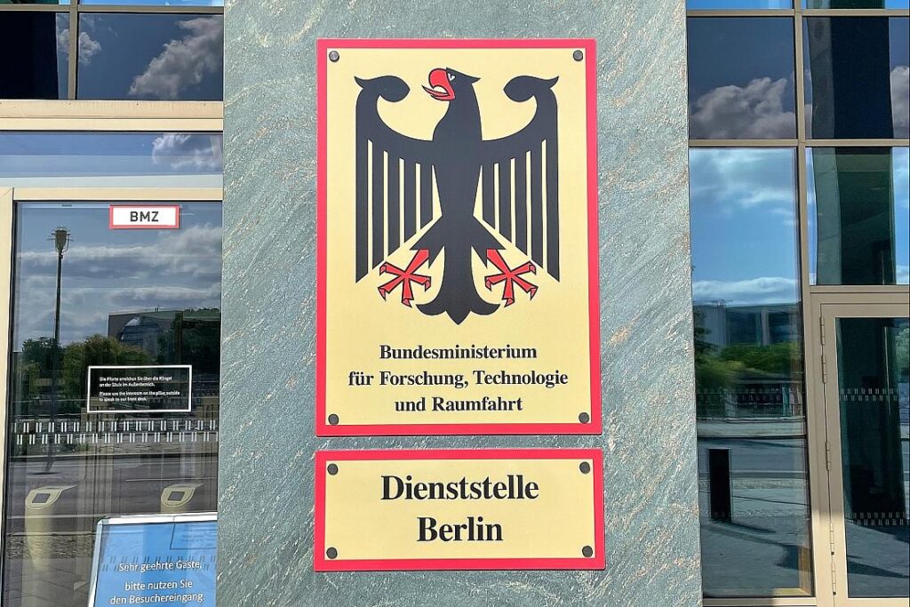 Forschungsministerium fördert KI-Projekt in Bonn und Karlsruhe