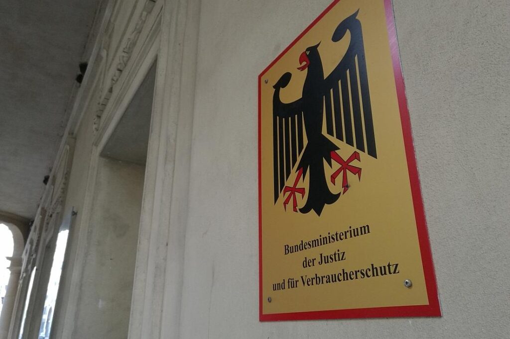 Justizministerium plant digitale Reform der Zwangsvollstreckung