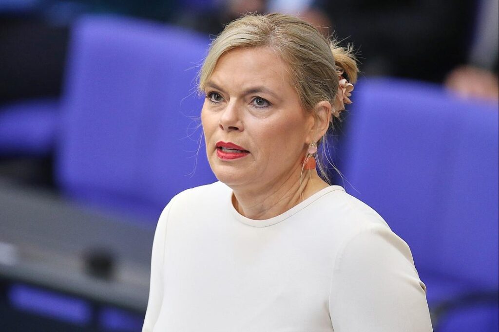 Klöckner pocht auf Wahlrechtsreform