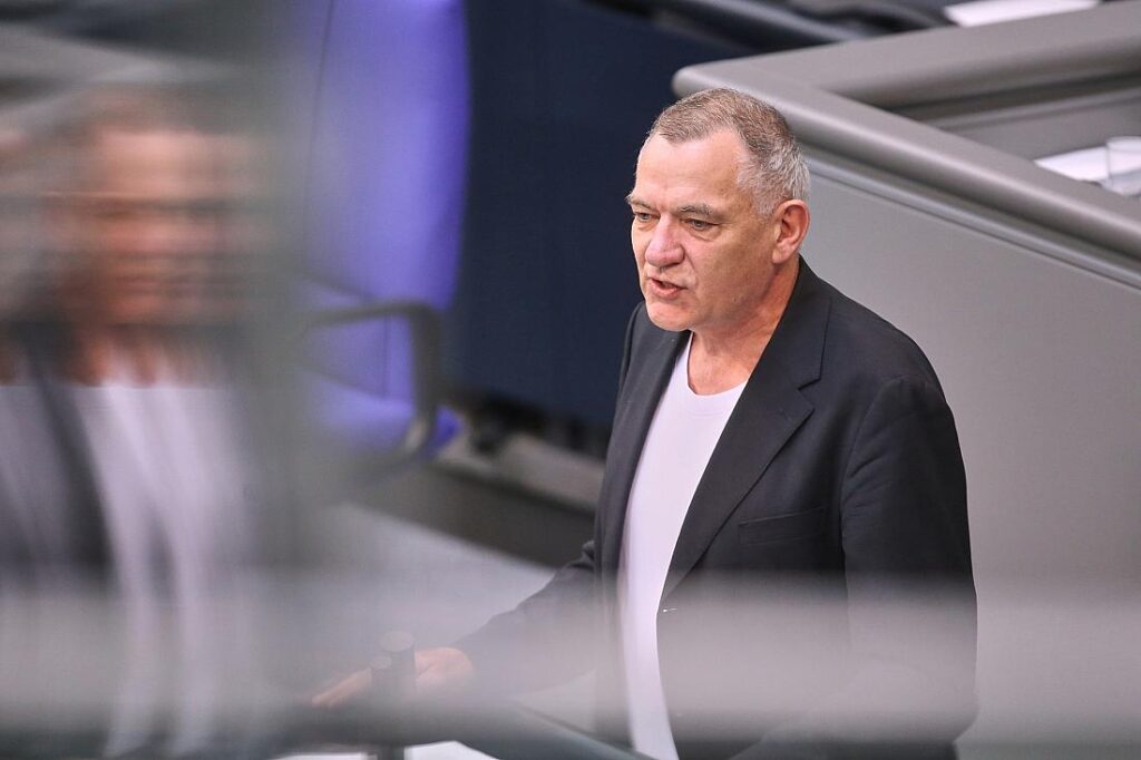 Linke warnt vor "Mehrheit mit Faschisten" bei Richterwahl