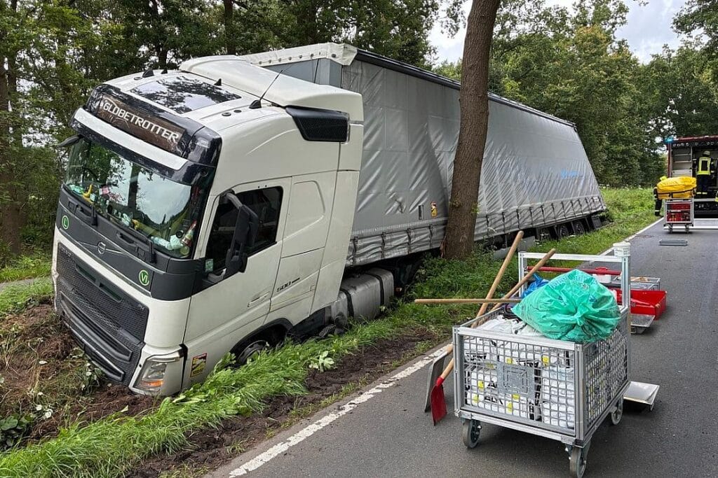 Lkw-Unfall führt zu Vollsperrung der L128 bei Beverstedt