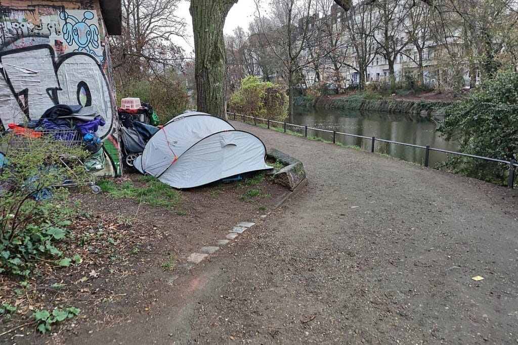 NRW stellt weitere 250.000 Euro für Hitzeschutz von Obdachlosen bereit