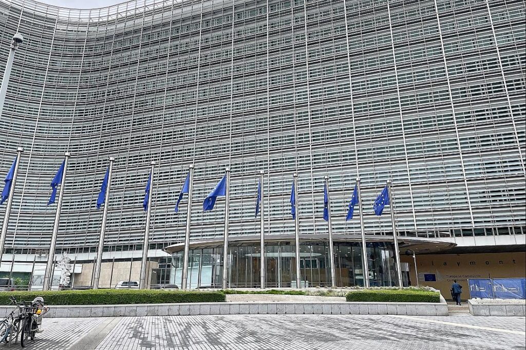 Pläne für EU-Unternehmensabgaben stoßen auf Kritik