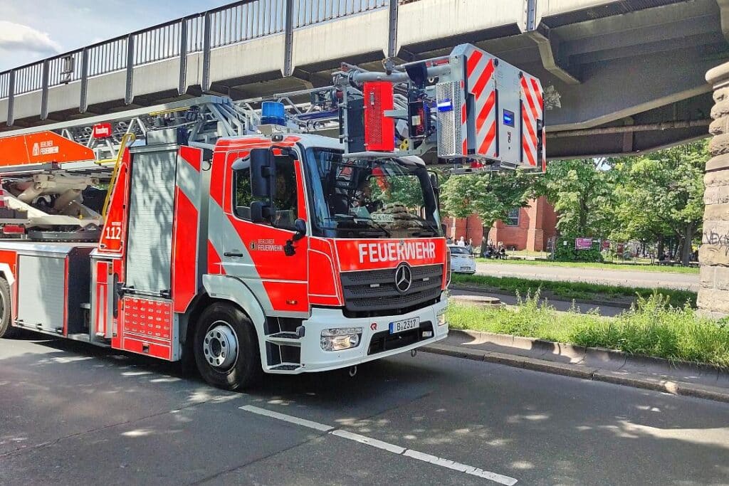Regenwasser dringt in Supermarkt in Aurich-Extum ein