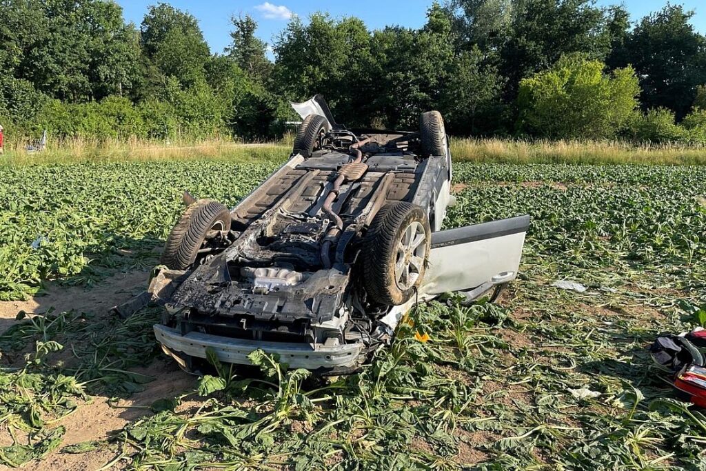 Schwerer Unfall bei Zemmer – Auto überschlägt sich mehrfach