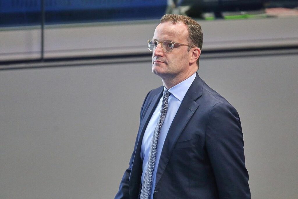 Spahn gesteht Fehler bei Richter-Wahl ein – nimmt SPD in Mithaftung