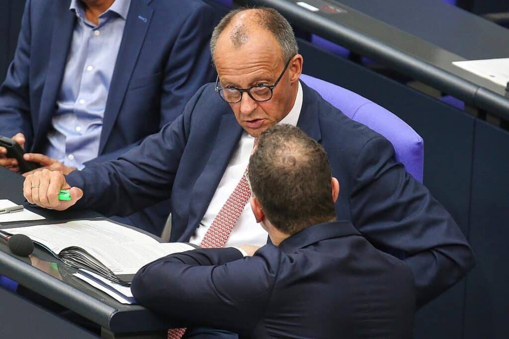 Spahn hat "selbstverständlich" noch Vertrauen des Kanzlers
