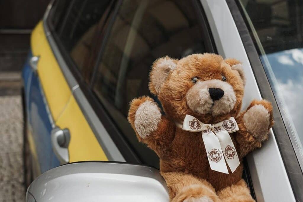 Über 900 Teddys für Polizei in Hannover