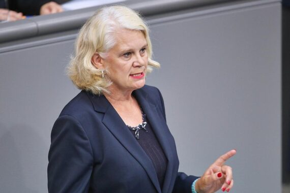 Saskia Ludwig spricht über umstrittene Richterkandidaten im Konflikt der schwarz-roten Koalition.