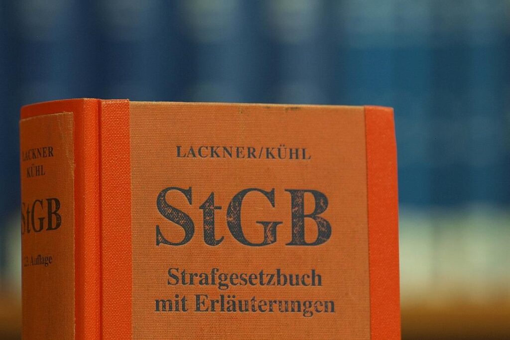 Urteil im Prozess um sexuelle Übergriffe in sektenähnlicher Vereinigung erwartet