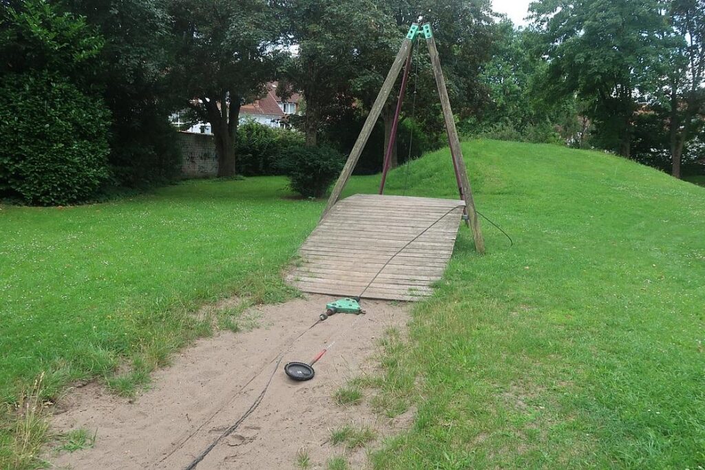 Vandalismus auf Spielplatz in Delmenhorst verursacht hohen Schaden