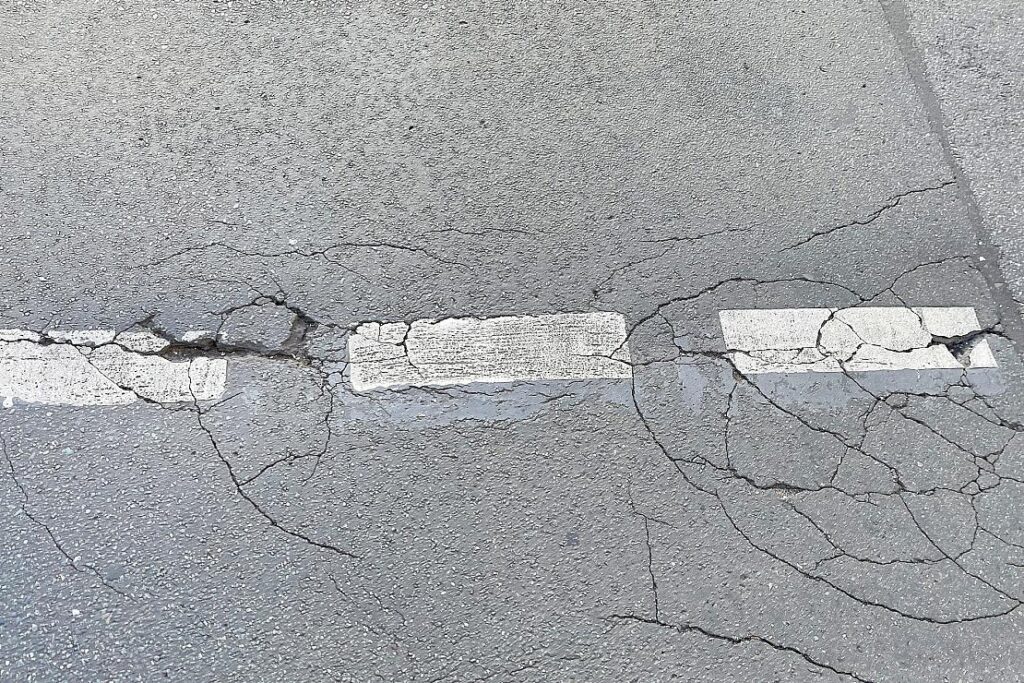 Verkehrseinschränkungen bei Wesendorf wegen Straßensanierung