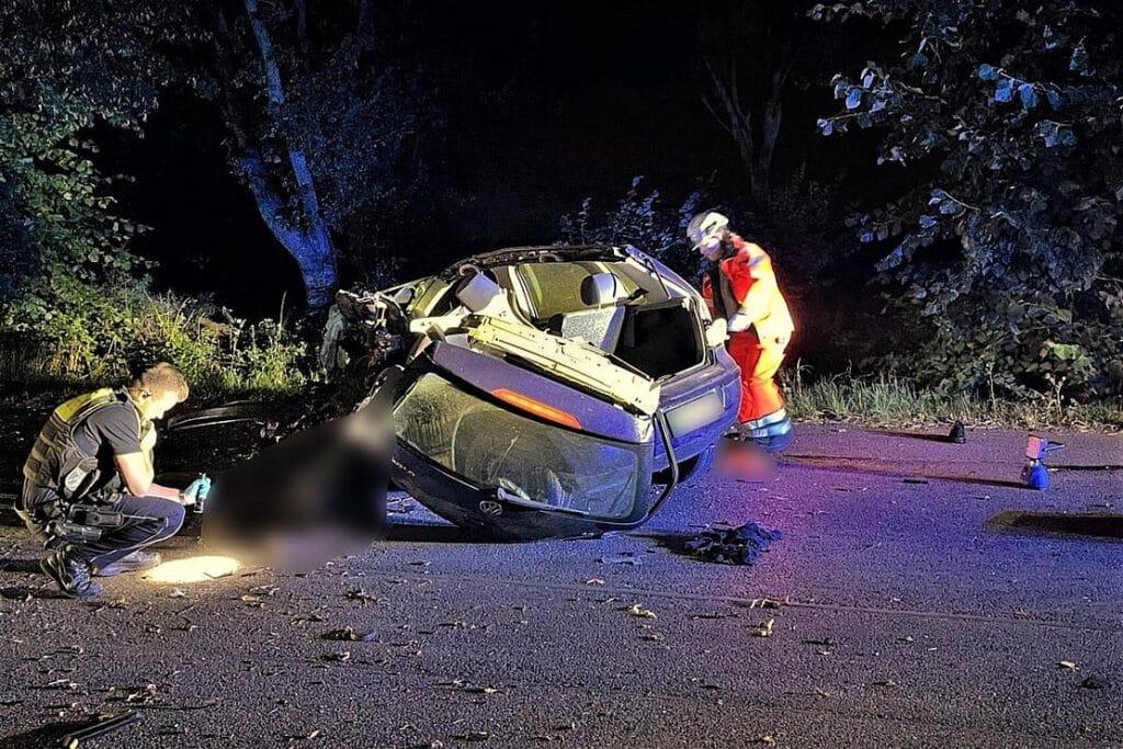 18-Jähriger stirbt bei Alleinunfall in Meerbusch – 15-Jähriger in Lebensgefahr