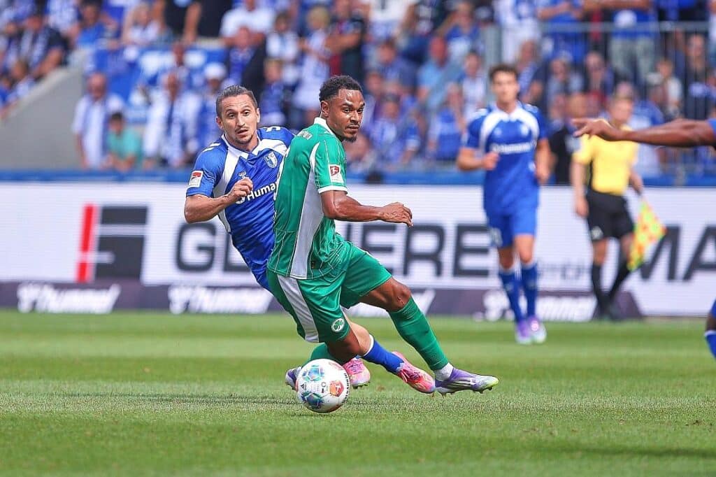 2. Bundesliga: Fürth schlägt Magdeburg in torreicher Partie