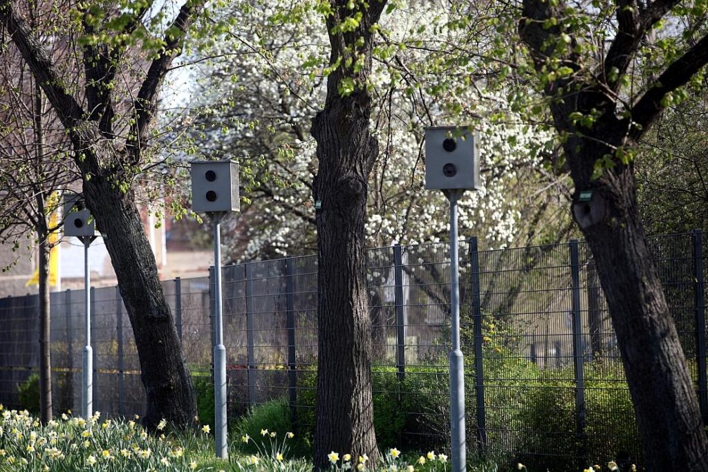70-Jähriger beschädigt Radarmessgerät in München