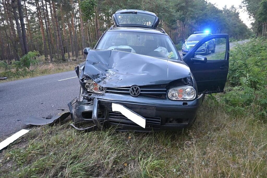 Auffahrunfall bei Gardelegen verursacht fünfstelligen Schaden