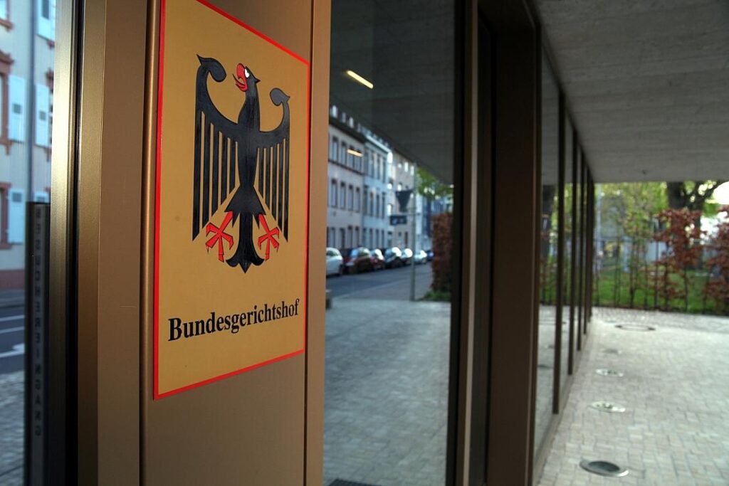 BGH hebt Freispruch nach tödlichen Messerstichen in Würzburg auf