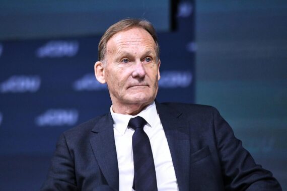 Bild von Hans-Joachim Watzke, der für das Präsidentenamt von Borussia Dortmund kandidiert.