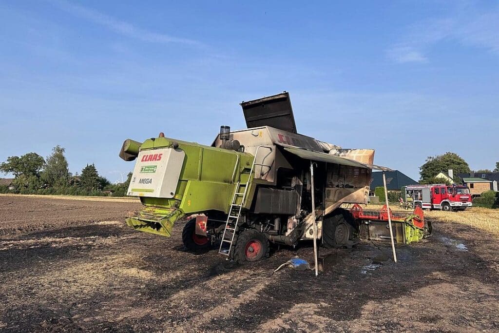 Brand von Erntemaschinen in Sülzetal und Ausleben