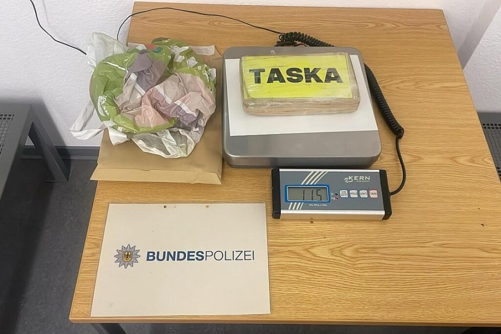 Bundespolizei stellt über 1,15 Kilogramm Kokain auf A61 bei Nettetal sicher