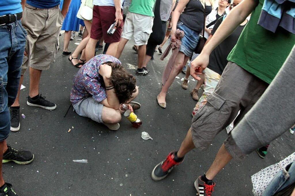 Digitale Streetwork in Bayern erfolgreich – Rund 1.000 Betroffene in Hilfen vermittelt