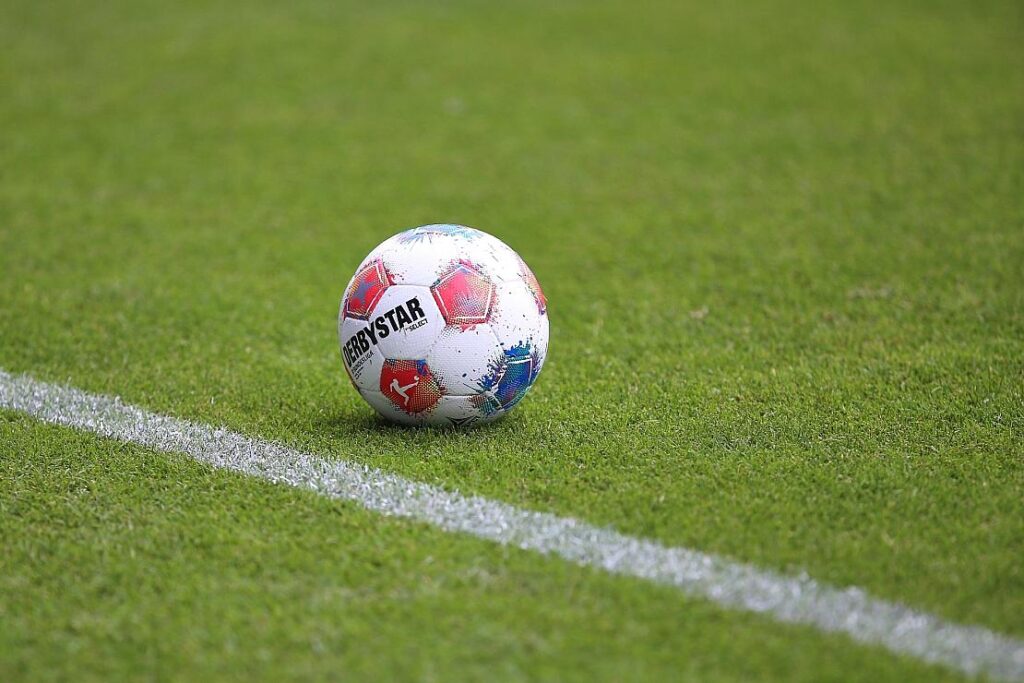 Friedliches Regionalliga-Spiel in Oberhausen endet 3:1 für Rot-Weiß