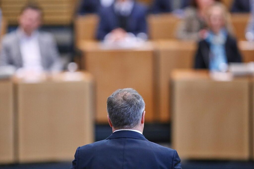 Linke-Fraktionschef fordert konkrete Angebote von Thüringer Koalition