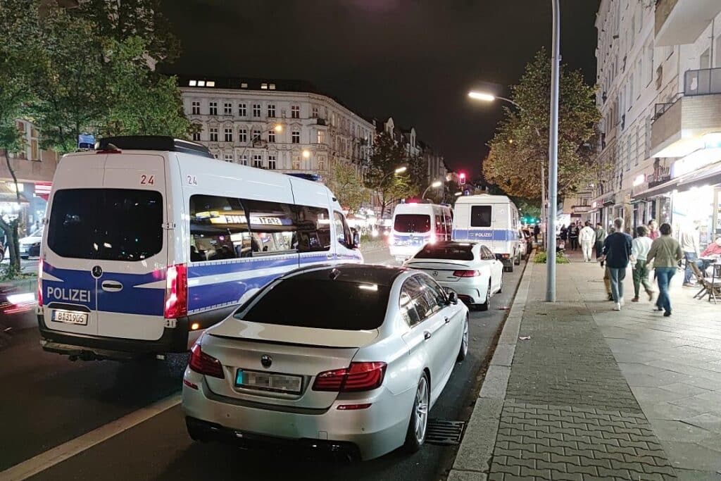 Mann nach Schüssen auf zwei Männer in Berlin festgenommen