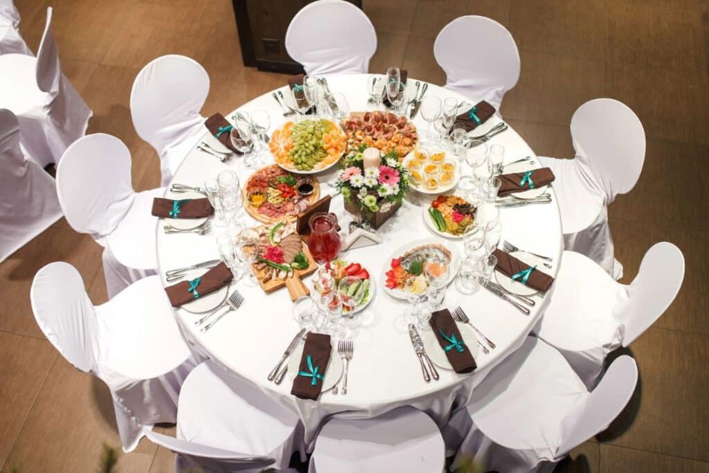 Möbel für die Gastronomie – robust und formschön