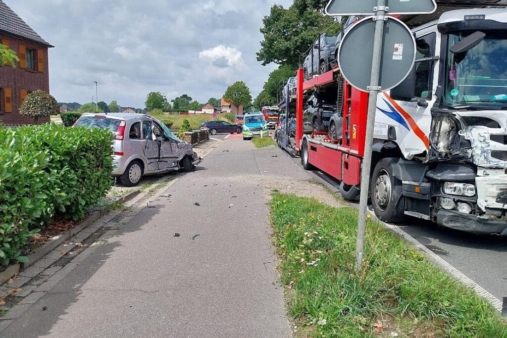 Schwerer Unfall auf Bundesstraße bei Gangelt