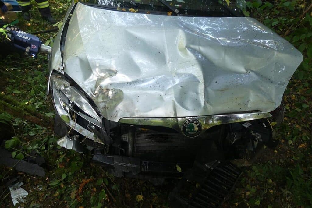 Schwerer Unfall auf der L173 bei Bergneustadt