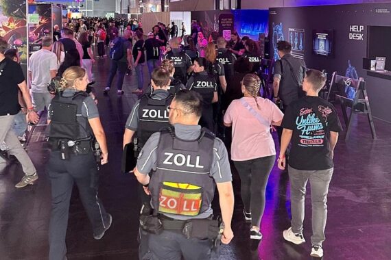 Zöllner überprüfen Sicherheitskräfte auf der Gamescom wegen Verdachts auf Arbeitsrechtsverstöße.