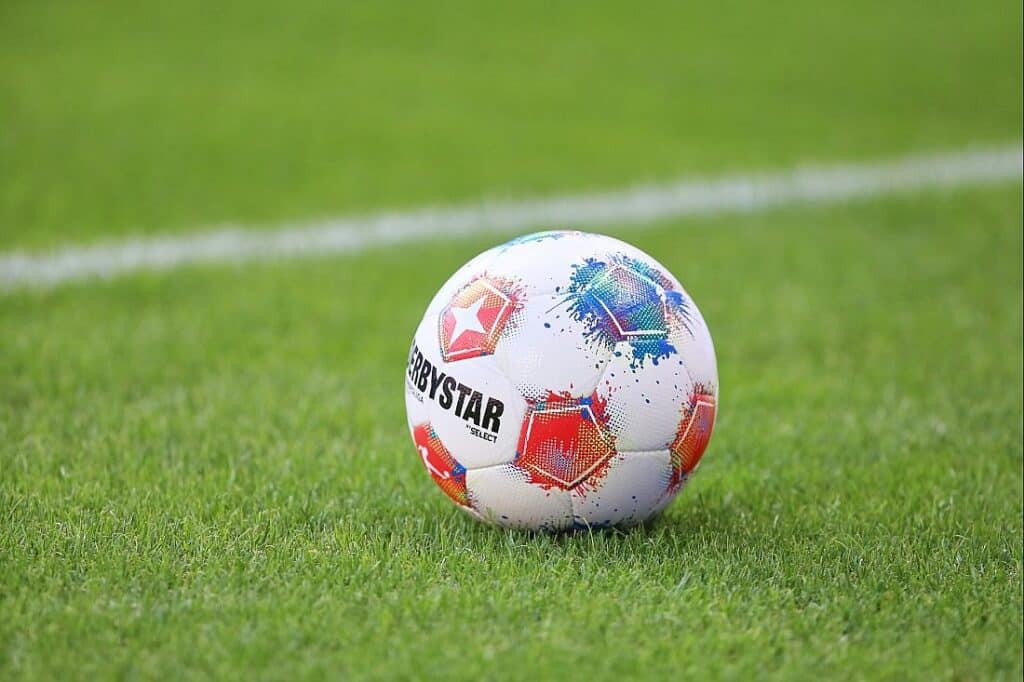 2. Bundesliga: Tabellenführer Hannover unterliegt Hertha BSC klar