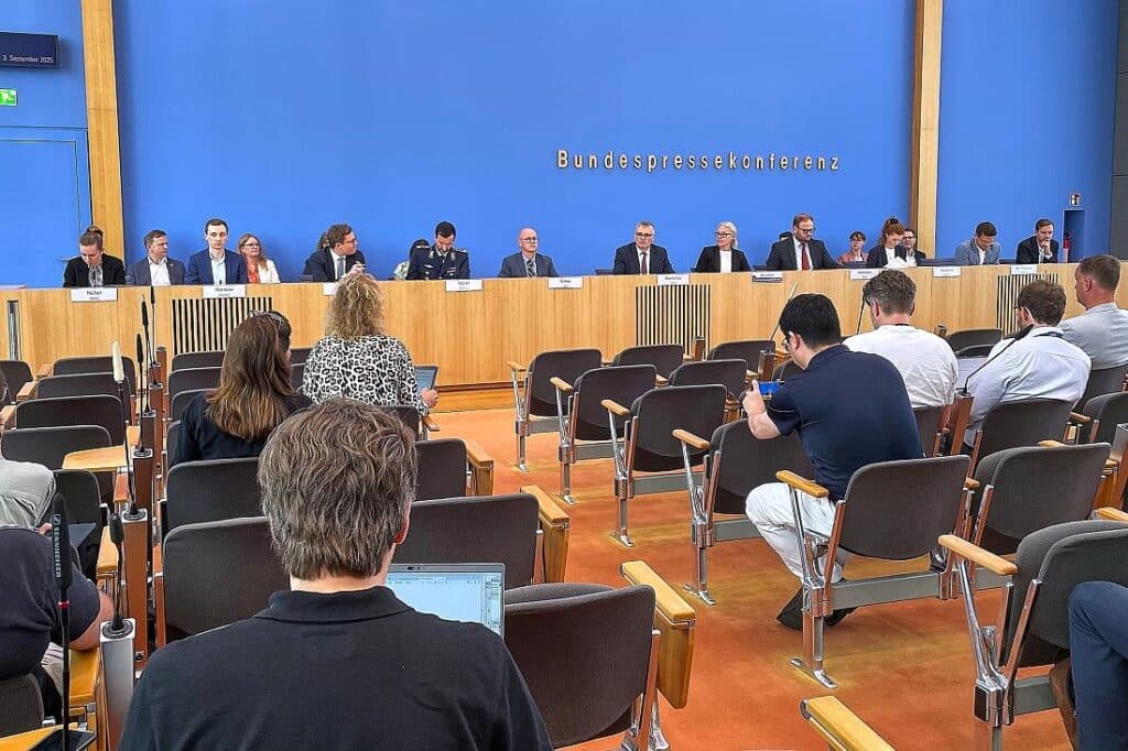 Berlin nimmt Schulterschluss von Xi, Putin und Kim "zur Kenntnis"