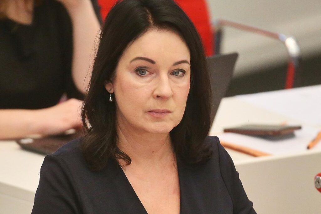 Britta Müller erklärt Eintritt ins BSW