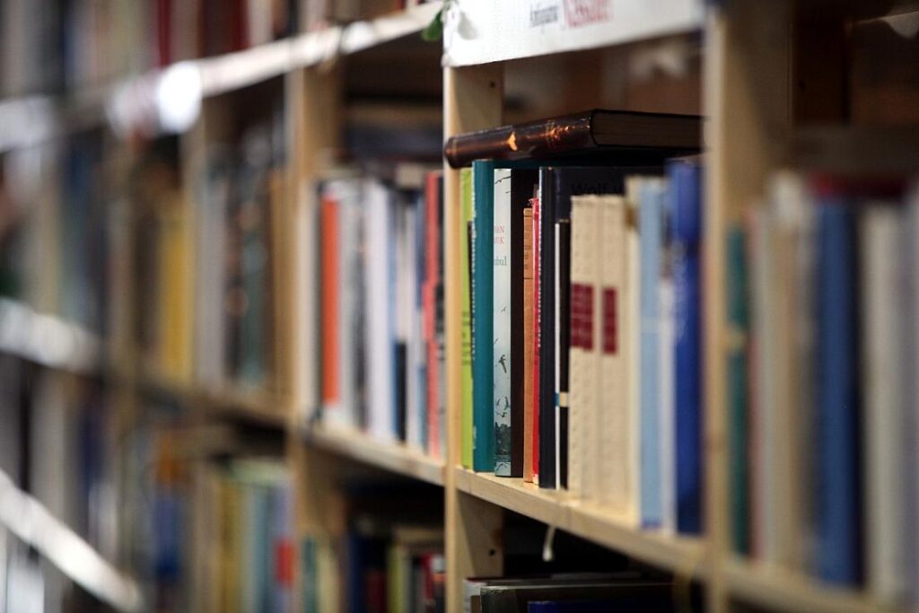 Bücherbus in Osnabrück wechselt wegen Bauarbeiten Haltestelle