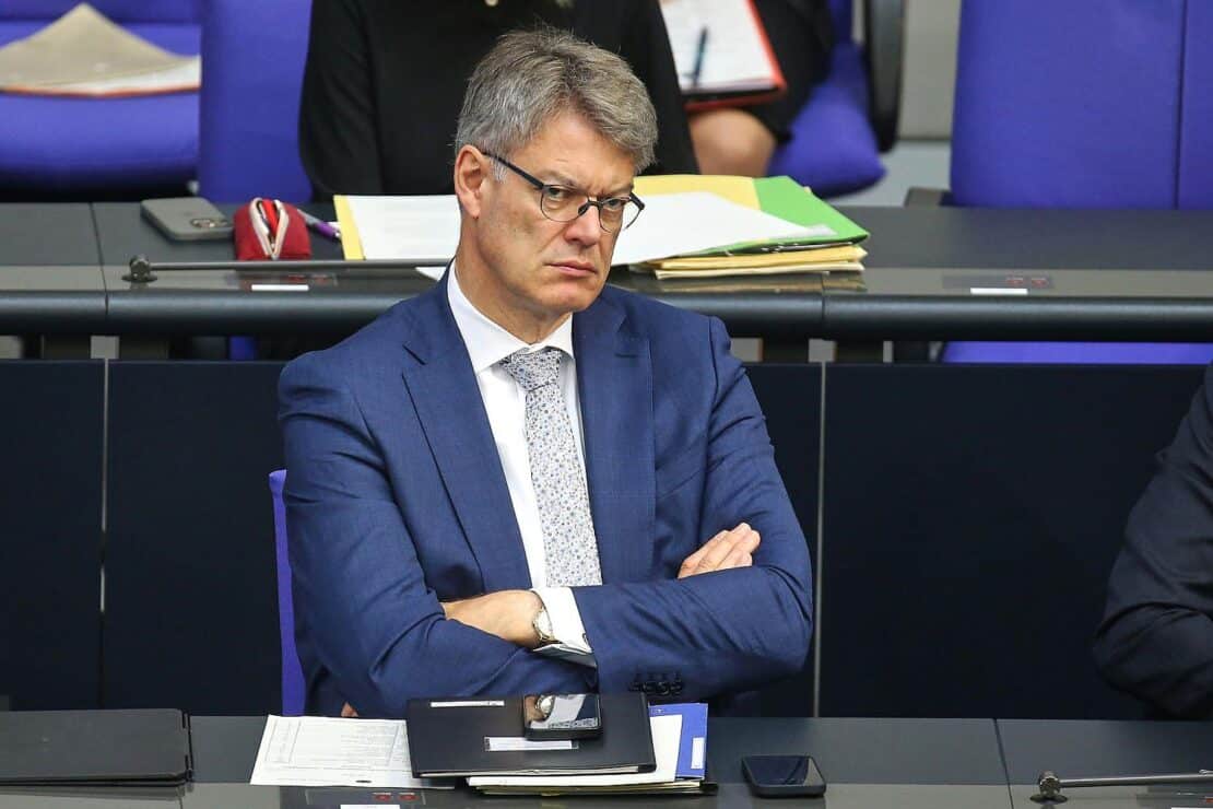 DB-Betriebsratschefin kritisiert Schnieder in internem Schreiben