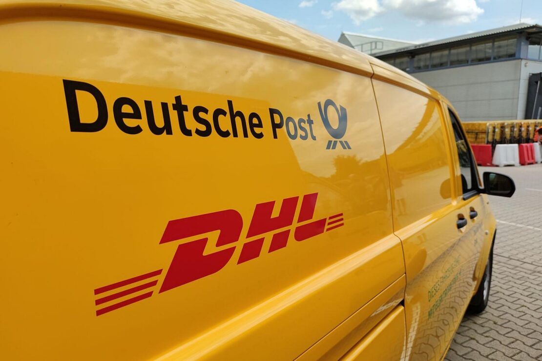 DHL sucht Tausende Paketboten für Weihnachtsgeschäft