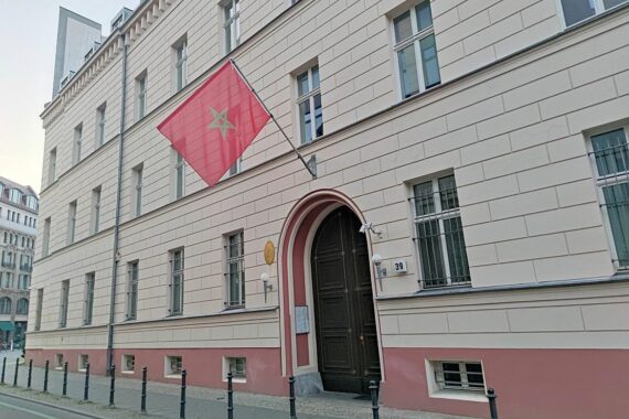 Marokkanische Botschaft, Gerichtssymbolik, Geheimdienst, Verurteilung, Informationen, Freiheitsstrafe, Düsseldorf, Oppositionsbewegung.