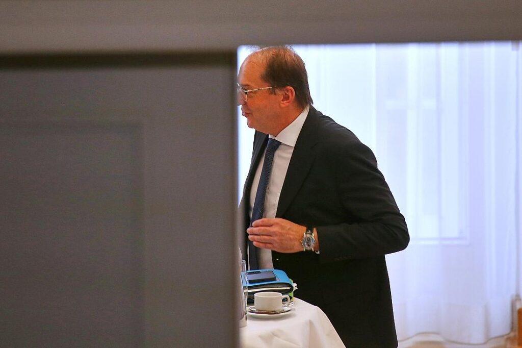 Grüne werfen Dobrindt "verantwortungslose Arbeitsverweigerung" vor