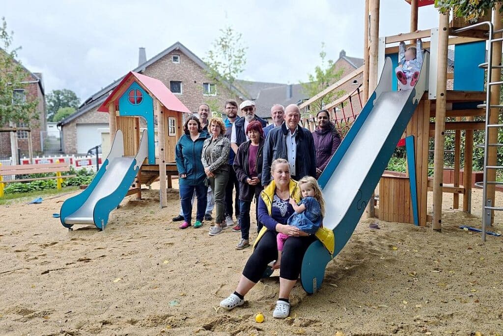 Grundsanierter Spielplatz in Echtz-Konzendorf wieder eröffnet