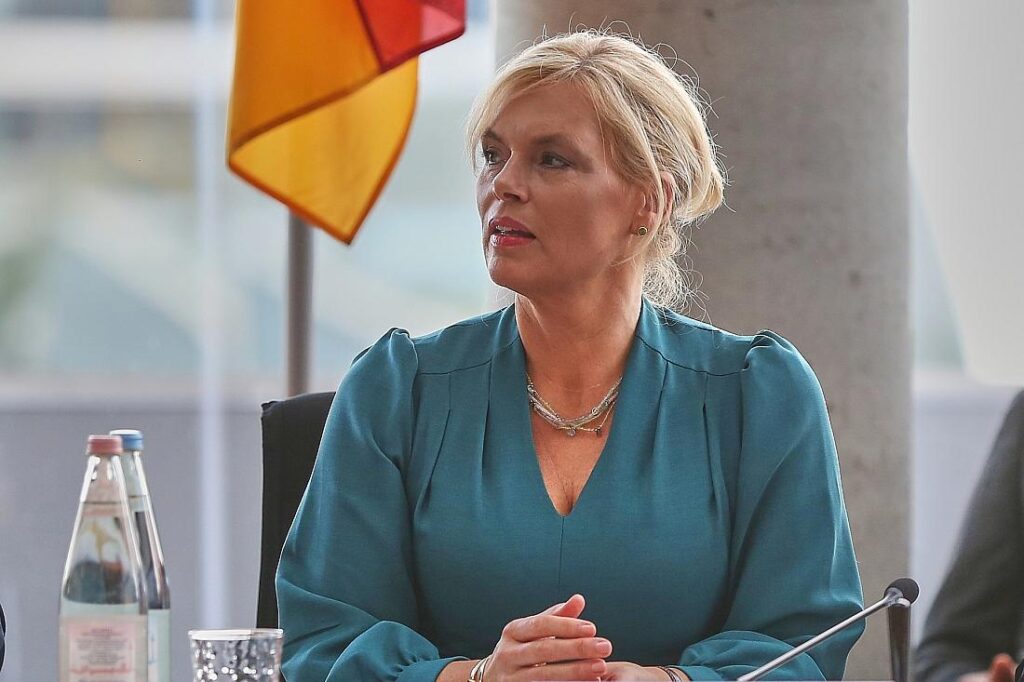 Lang nennt Klöckner "Polarisierungsunternehmerin"