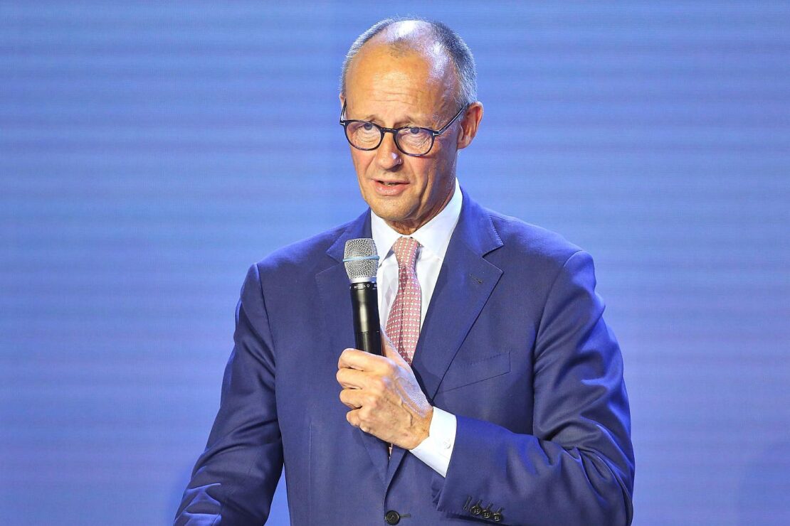 Merz sieht Deutschland "nicht im Krieg" und "nicht im Frieden"