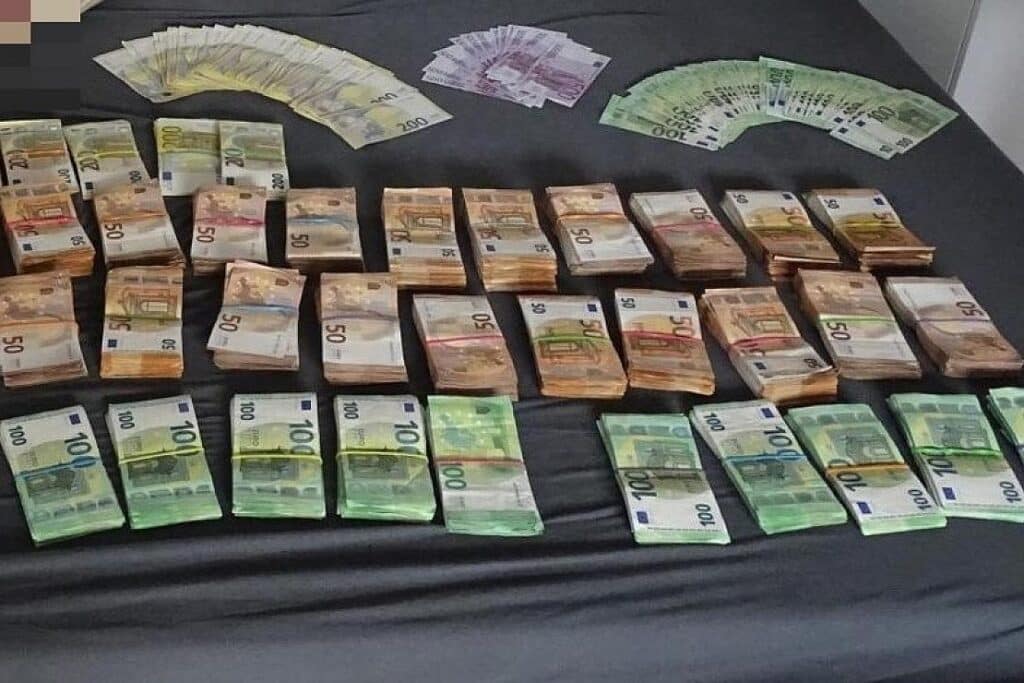 Polizei findet Beweise für illegales Glücksspiel in Schenefelder Gaststätte