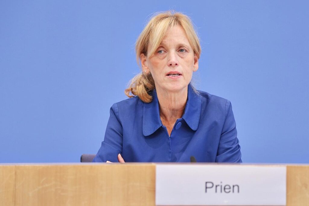 Prien "alarmiert" über geringe Aufstiegschancen in Deutschland