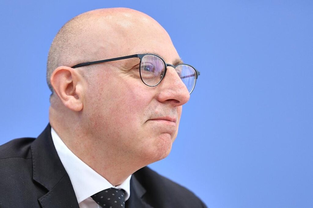 Regierung will neuen Verfassungsschutzchef noch nicht bestätigen