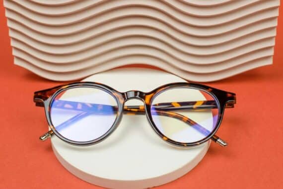 Retro oder Futuristisch Ein Blick auf die größten Brillen-Styles der letzten Jahrzehnte
