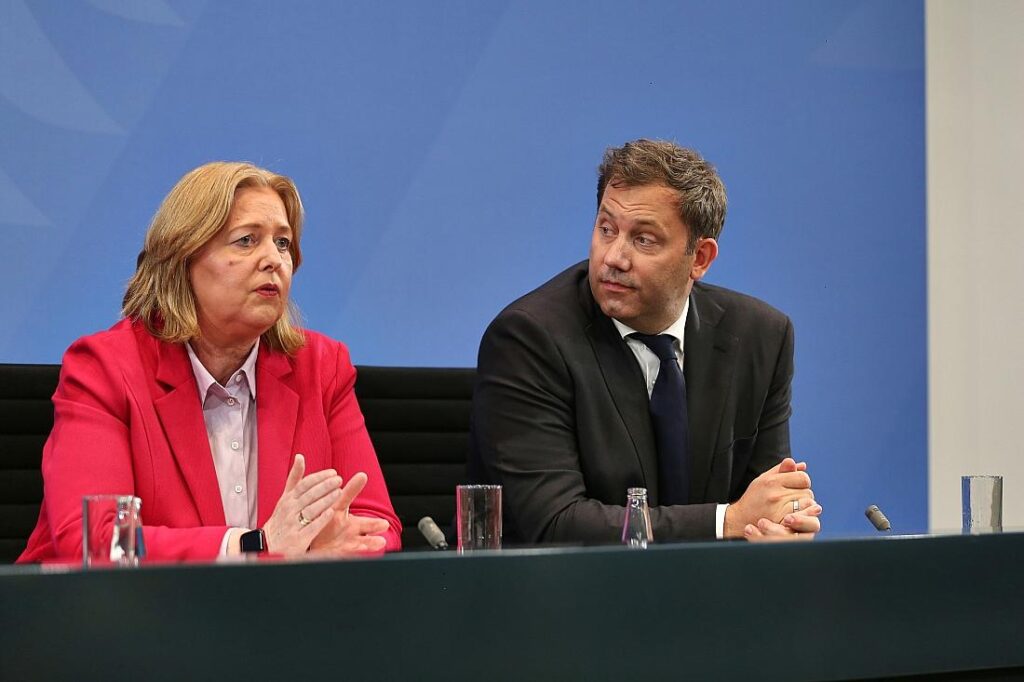 SPD-Politiker drängen Parteispitze zu Offensive