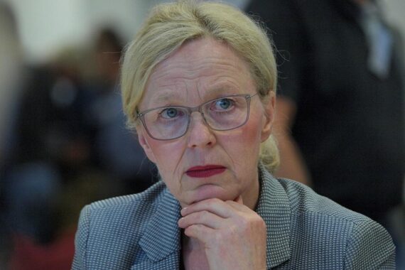 Ministerin Kraushaar betont Zusammenarbeit für Sachsens neuen Landesentwicklungsplan und öffentliche Mitwirkung.