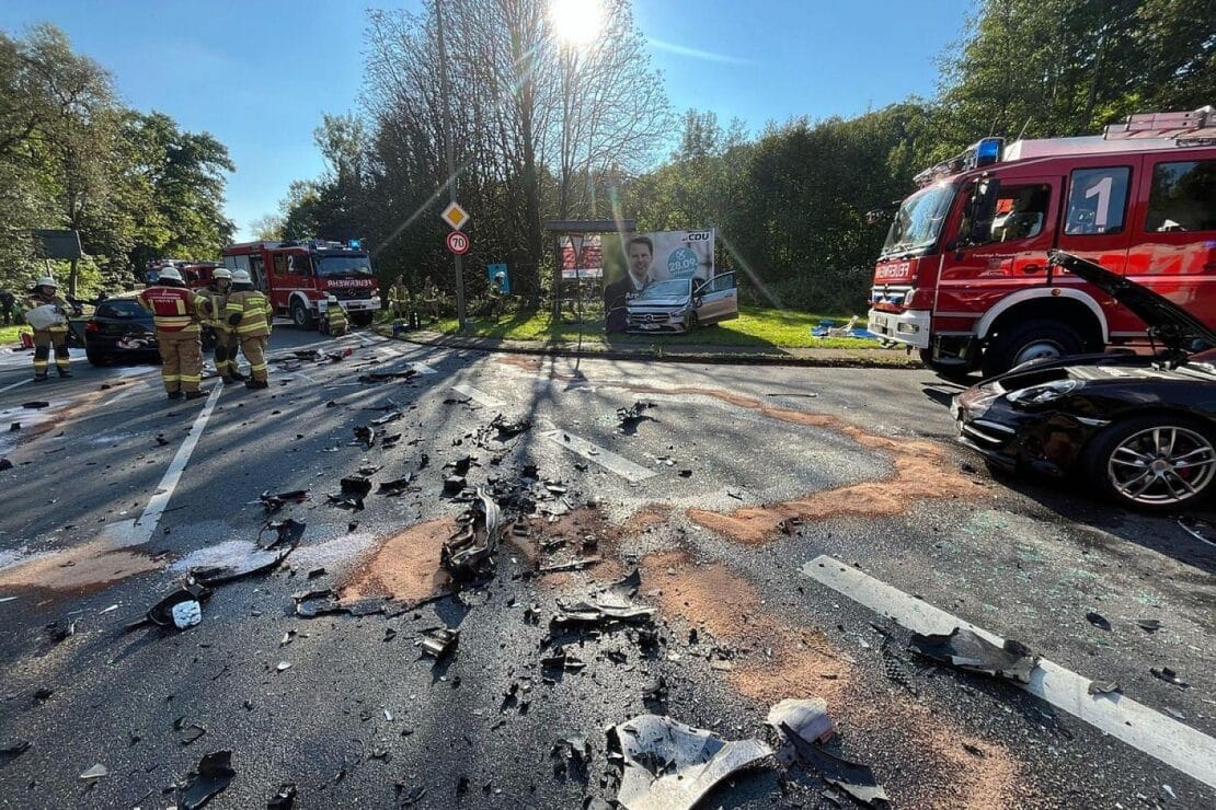Schwerer Verkehrsunfall in Odenthal mit vier Schwerverletzten
